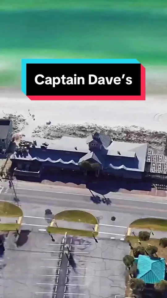 Captain Dave's On The Gulf in Destin showing restaurant, dining, seafood, destination, video by explorewithmedaily on TikTok
