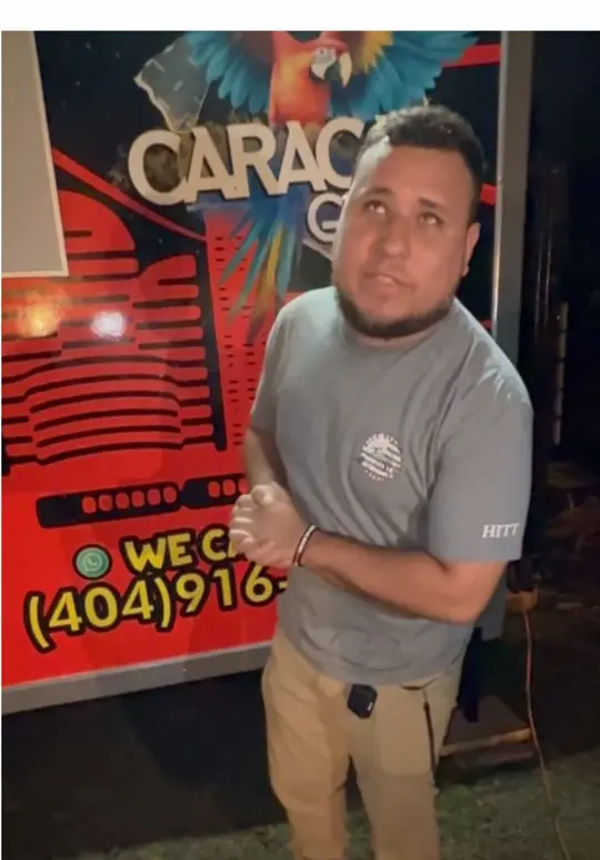 Caracas Grill in Hampton showing food truck, venezuelan street food, caracas grill, video by caracasgrillus on TikTok