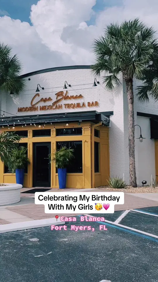 Casa Blanca Modern Mexican in Fort Myers showing review, visit, video by desiree.ann_ on TikTok