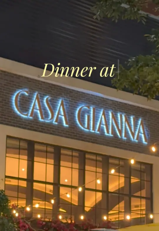 Casa Gianna in Miami showing dinner, italian food, video by anaarecommends on TikTok