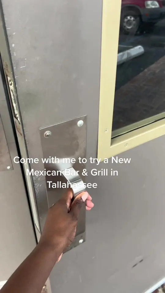 Casa Grande Bar Grill Tallahassee in Florida showing review, visit, food, drinks, fajitas, street tacos, video by ariixco1 on TikTok
