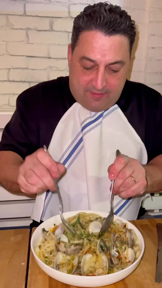  in Florida showing review, visit, video by lilmomozzarella on TikTok
