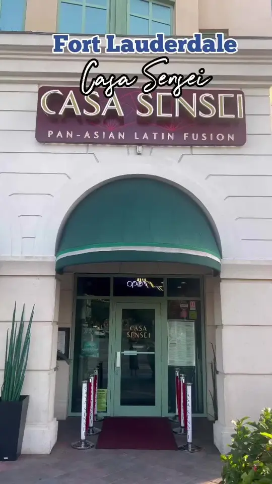 Casa Sensei in Fort Lauderdale showing restaurant visit, asian fusion food, cocktails, video by ms.soflo on TikTok
