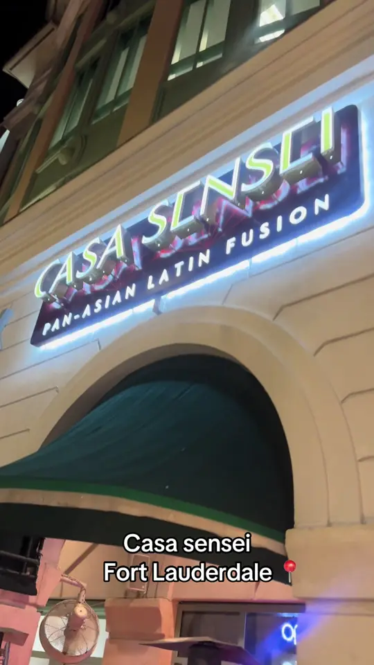 Casa Sensei in Fort Lauderdale showing review, aesthetic and vibe, video by eatlivetravel on TikTok