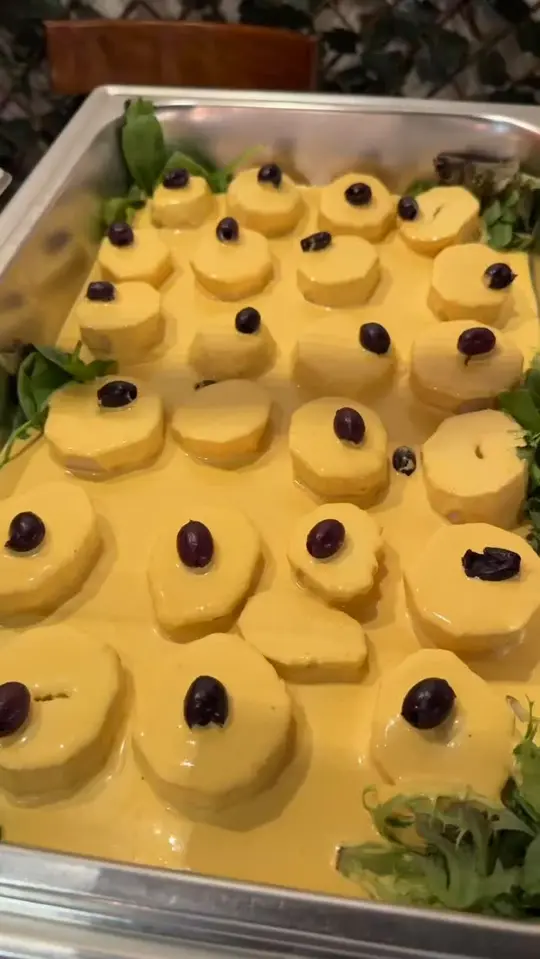  in Florida showing buffet, ceviche, lomo saltado, ají de gallina, video by Ceviche Inka Miami on Facebook