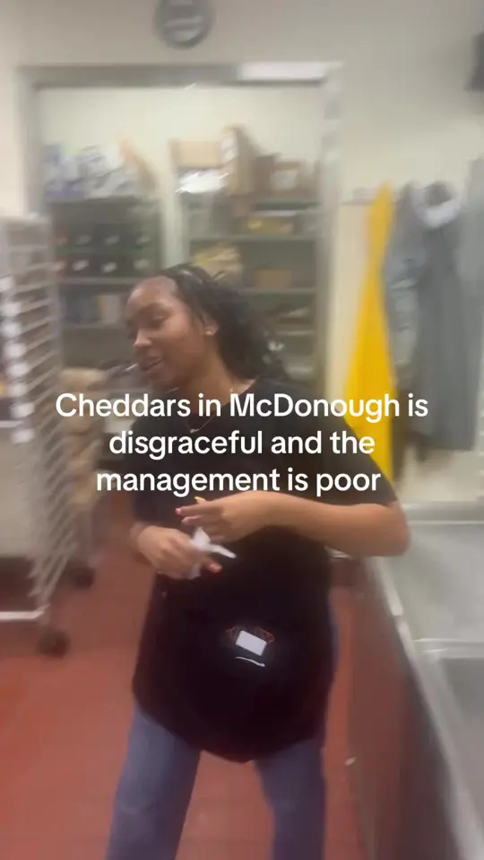 Cheddar's Scratch Kitchen in McDonough showing health complaint, review, video by noloveshow27 on TikTok