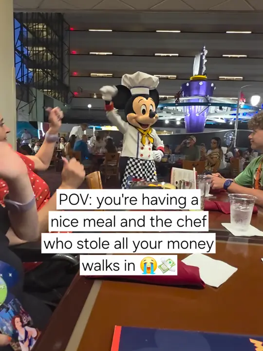 Chef Mickey's in Lake Buena Vista showing character dining, hug, video by littlelovingescap on TikTok