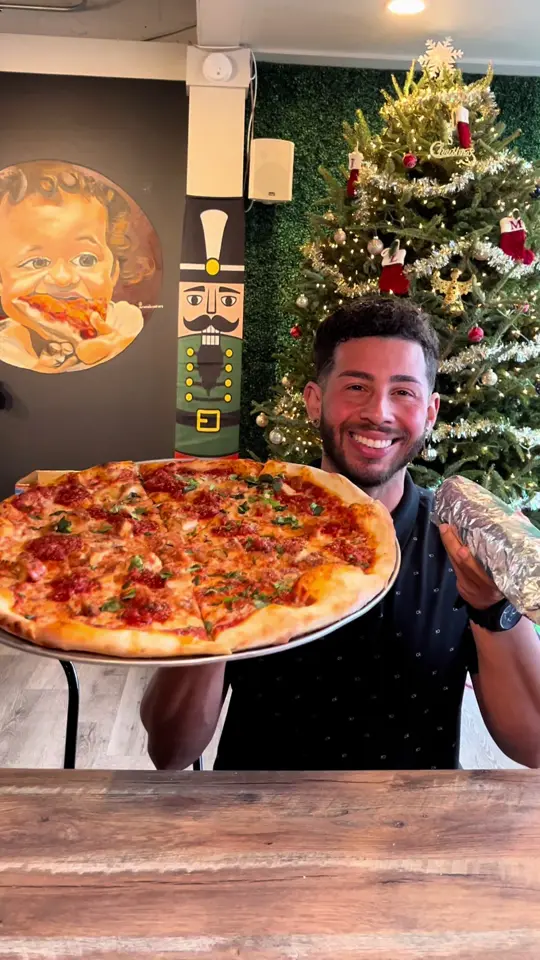  in Florida showing pizza, video by kristianspeltdifferent on TikTok