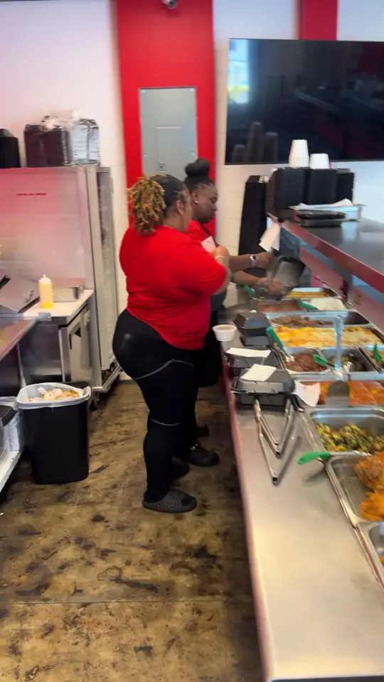 Chicken Kitchen Miami in Florida showing restaurant, chicken, soul food, video by chickens_kitchen on TikTok