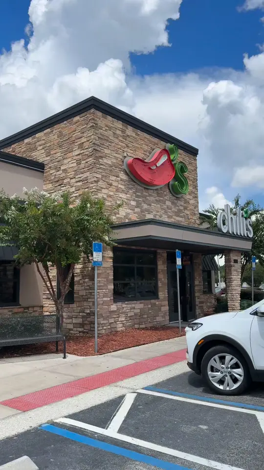 Chili's Grill & Bar in Jacksonville showing restaurant visit, comfort food, nachos, enchilada soup, video by Eat’s Bai&Gly on Facebook