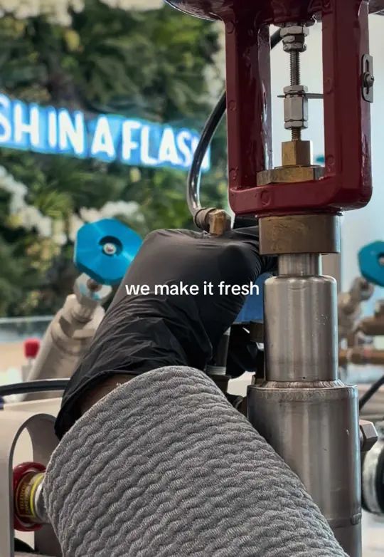 Chill-N Ice Cream Pompano Beach in Pompano Beach showing nitrogen ice cream, fresh ice cream, video by chilln_pembroke on TikTok