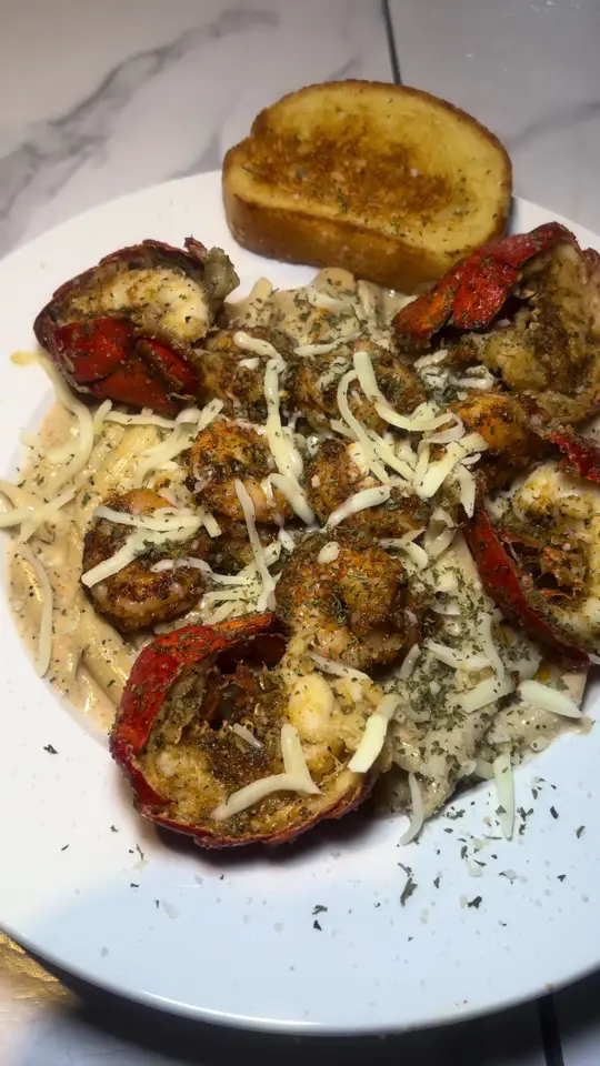 Chillz Restaurant and Bar in Atlanta showing visit, restaurant, video by uniquelasheaa on TikTok