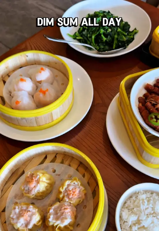 Chinese Delight in Orlando showing review, dim sum, fresh mushroom & tofu clay pot, video by denalovesfood on TikTok