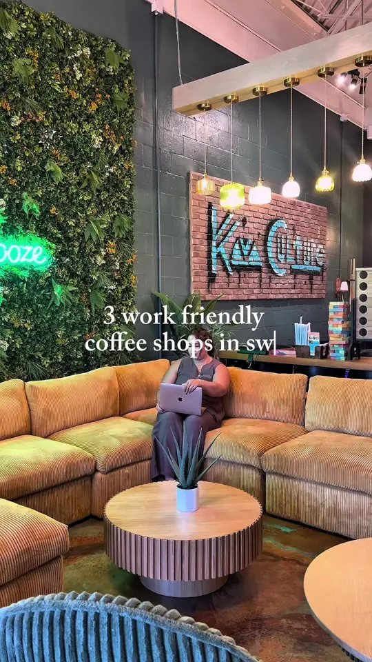 Chocolattés in Fort Myers showing review, visit, coffee shop atmosphere, video by sunnycoastblog on TikTok