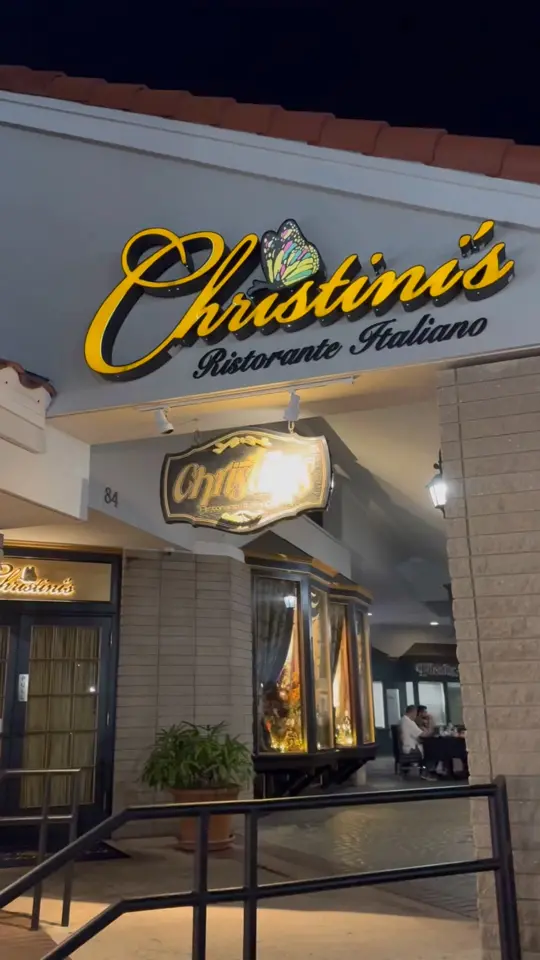 Christinis Ristorante Italiano in Orlando showing dinner, italian food, video by Nice Guy Enterprise on Facebook