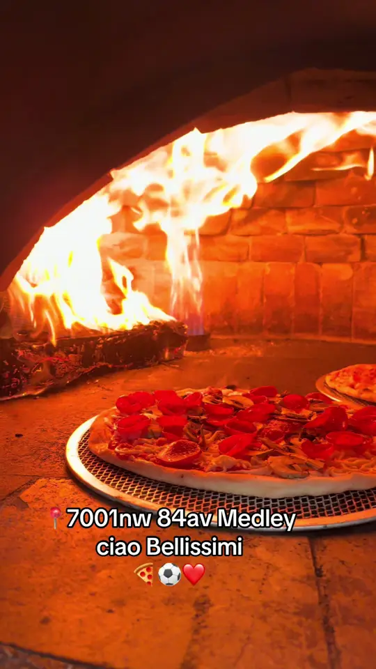  in Florida showing pizza, video by ines.machado83 on TikTok