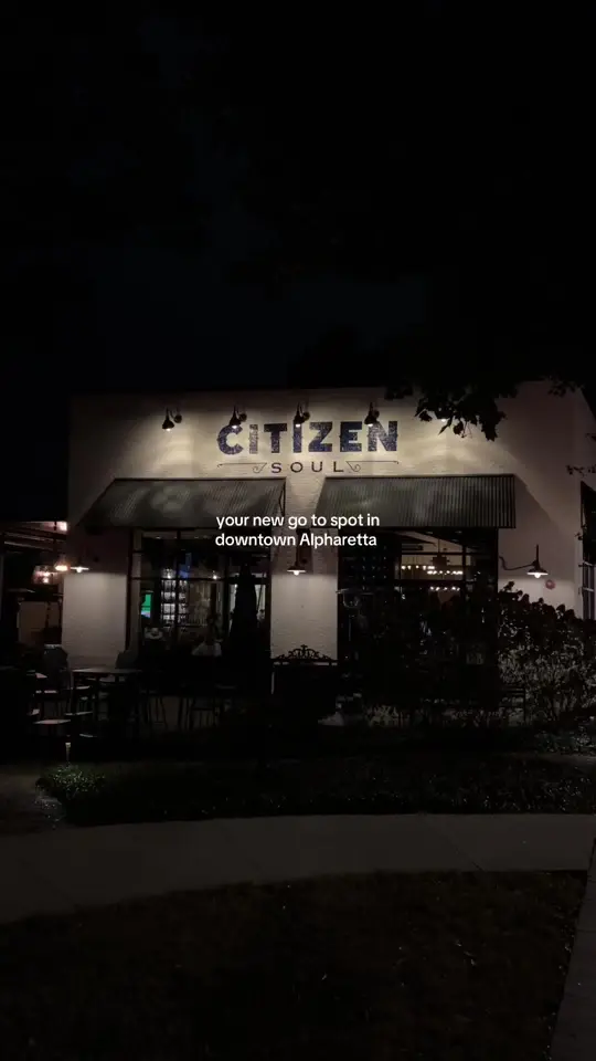 Citizen Soul in Alpharetta showing review, pimento cheese fritters, shishito peppers, braised bacon, braised angus short rib, toffee bread pudding, mousse, video by madoleapproved on TikTok