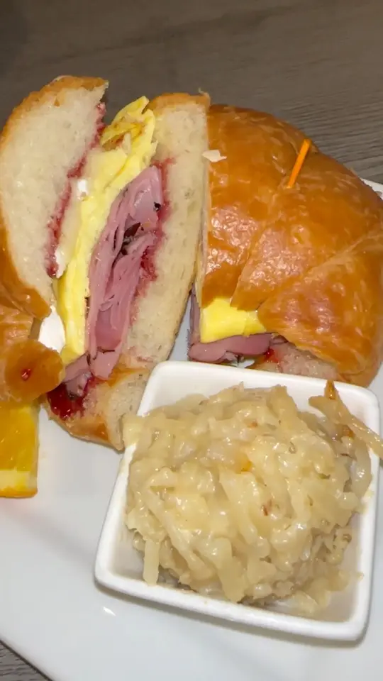 City's Bistro in St. Petersburg showing breakfast, comfort food, croissant, ham, video by Jeff and Mark Exploring on Facebook