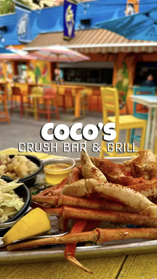 Coco's Crush Bar & Grill in Indian Rocks Beach showing food, beach bites, drinks, crush drinks, live music, tropical atmosphere, video by thingstodo.florida on TikTok