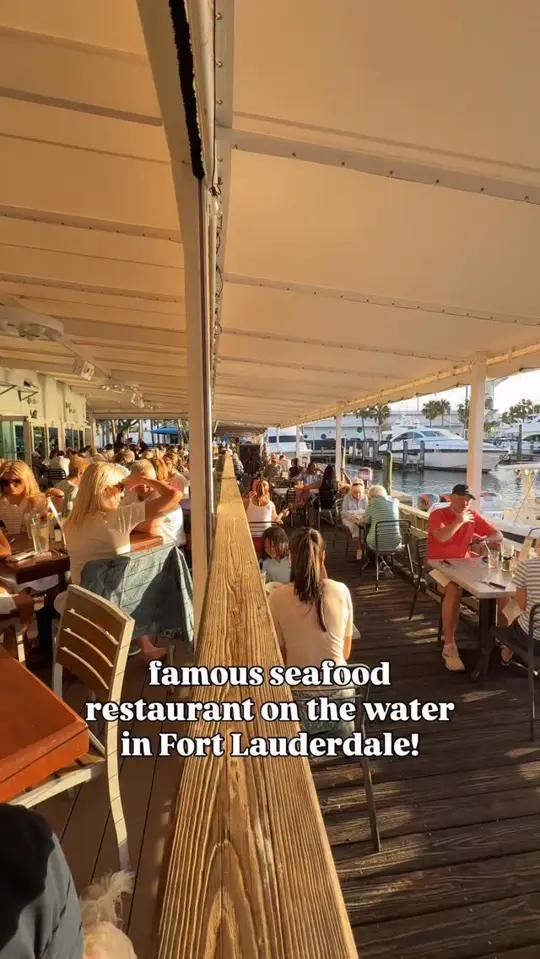 Coconuts in Fort Lauderdale showing review, visit, video by thebrowardscene on Facebook