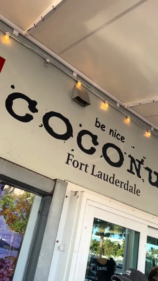 Coconuts On The Beach in Cocoa Beach showing review, visit, waterfront dining, atmosphere, video by _ohbella on TikTok