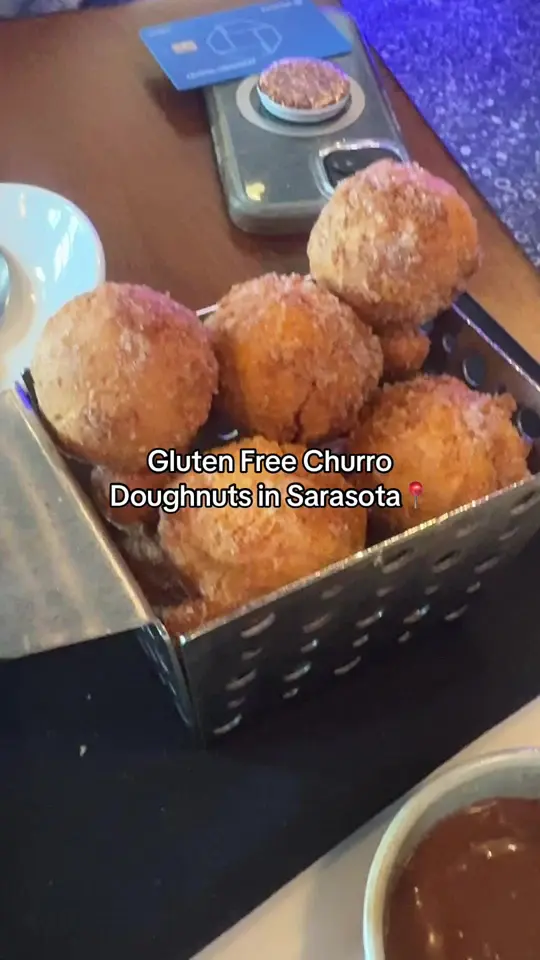 Comida in Sarasota showing food, gluten free menu, dessert, video by gluten.free.e on TikTok