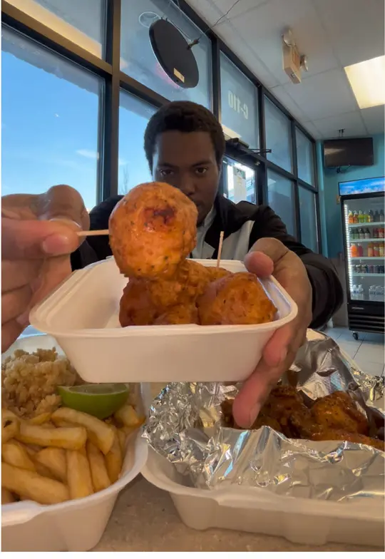 Conch Heaven in Atlanta showing food review, bahamian food, video by therealgagrubs on TikTok