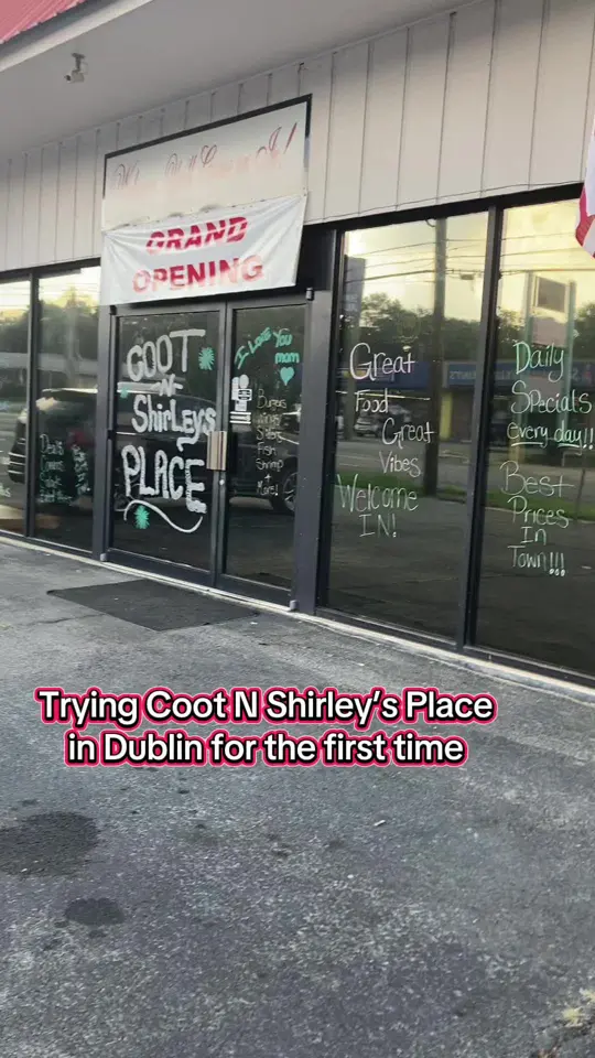 Coot N Shirley’s Place in Dublin showing visit, first time experience, video by djsouthpawbxtch on TikTok