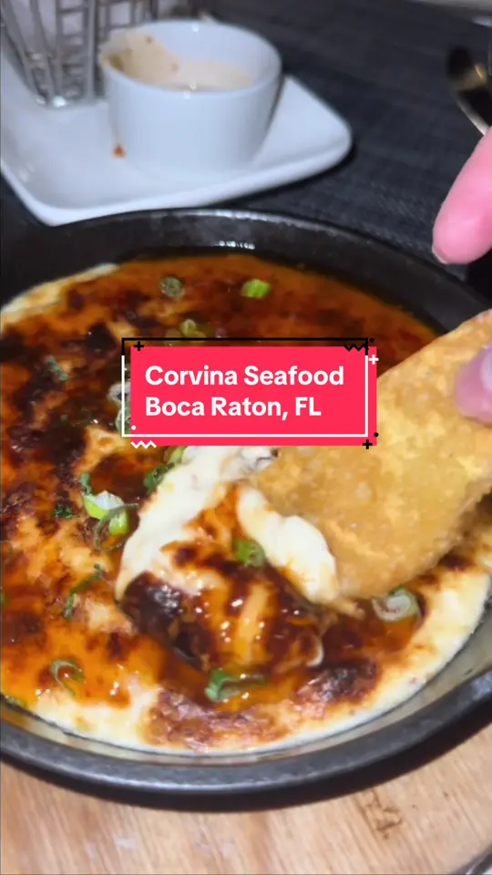  in Florida showing happy hour, crab rangoon dip, video by karieatz_ on TikTok
