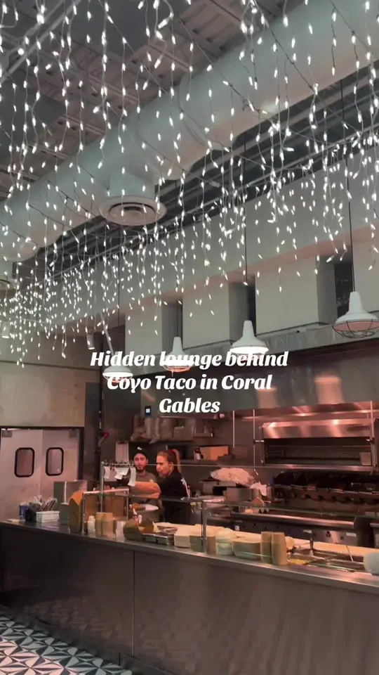  in Florida showing atmosphere, visit, video by avapraschnik on TikTok