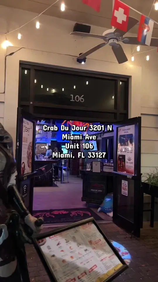 Crab Du Jour Cajun Seafood & Sports Bar in Miami showing seafood, visit, video by naiesha02 on TikTok