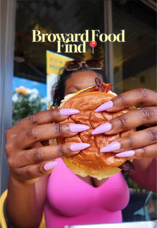 CRACK'D Kitchen & Coffee in Plantation showing breakfast, restaurant review, video by dosesofchelle on TikTok