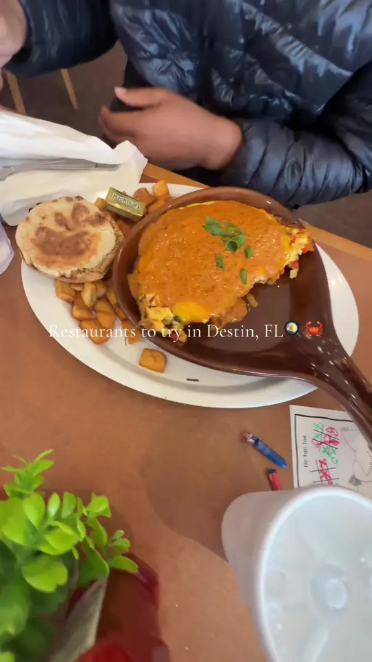 Crackings. - Destin on TikTok, video by mikobymalia
