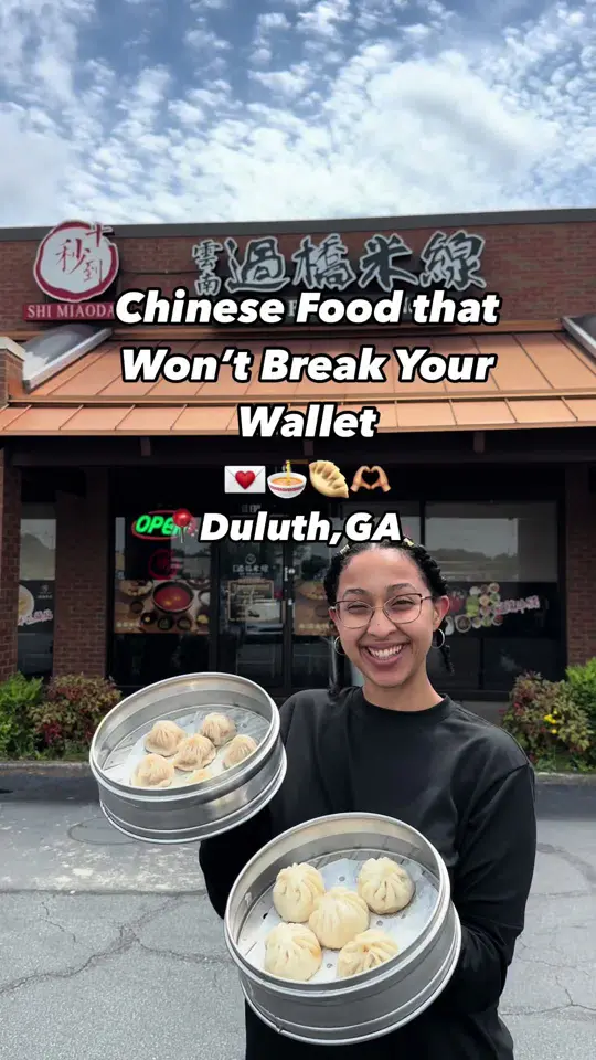 Crossing Bridge Rice Noodle Duluth 十秒到云南过桥米线 in Duluth showing restaurant visit, review, rice noodles, soup dumplings, buns, lychee shrimp balls, video by travelfoodie_ishy on TikTok