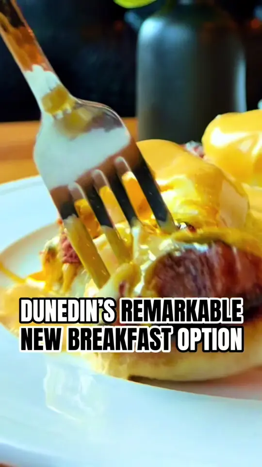 Crown and Bull in Dunedin showing breakfast, corned beef eggs bene, potatoes, live music, video by tampabayisawesome on TikTok