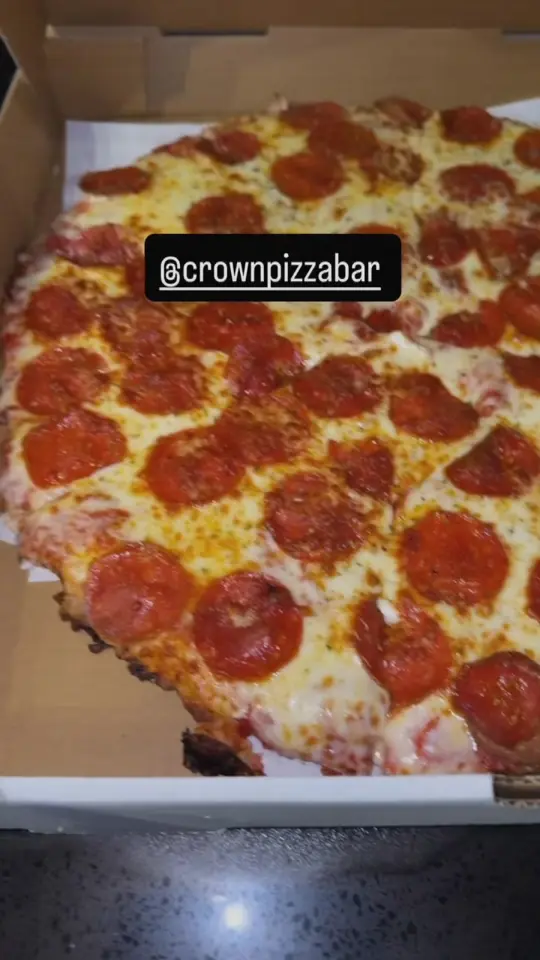 Crown Pizza Bar in Stockbridge showing sports, pizza, smoky crown, classic pepperoni, video by crownpizzabar on TikTok