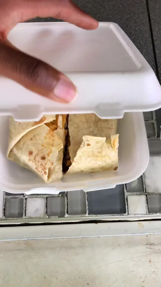  in Florida showing review, visit, food, crunchy wrap, corn dog, video by jojo_thedontt on TikTok