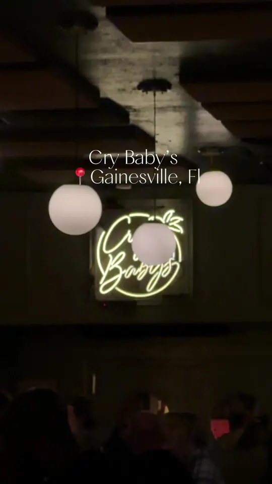 Cry Baby's in Gainesville showing cocktail, karaoke, video by ninazclosett on TikTok