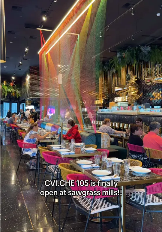 CVI.CHE 105 - Sawgrass Mills on TikTok, video by thebrowardscene