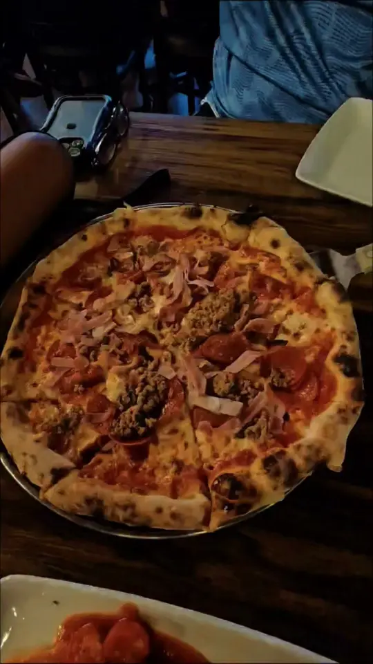 Da' Matteo Ristorante Pizzeria in Mary Esther showing pizza, lasagna, video by Kim Hester on Facebook