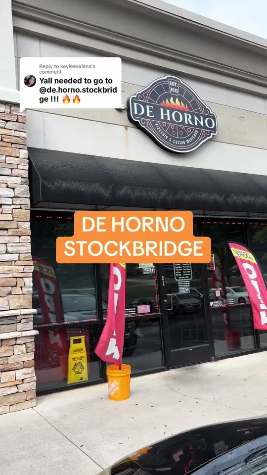 De Horno Pizzeria Y Cocina Mexicana in Stockbridge showing customer service, review, video by iamkathood on TikTok