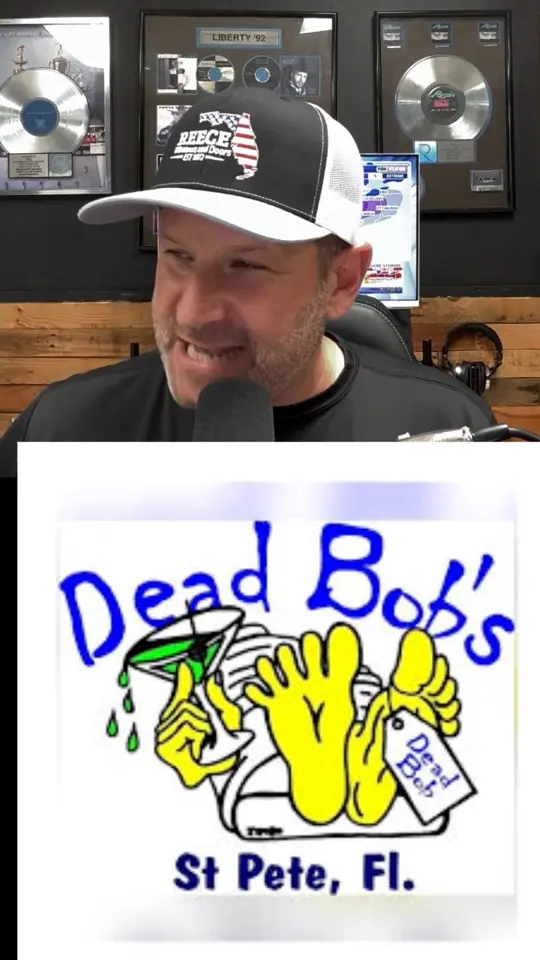 Dead Bobs in St. Petersburg showing pizza, italian food, bar, video by Pinellas Podcast on Facebook