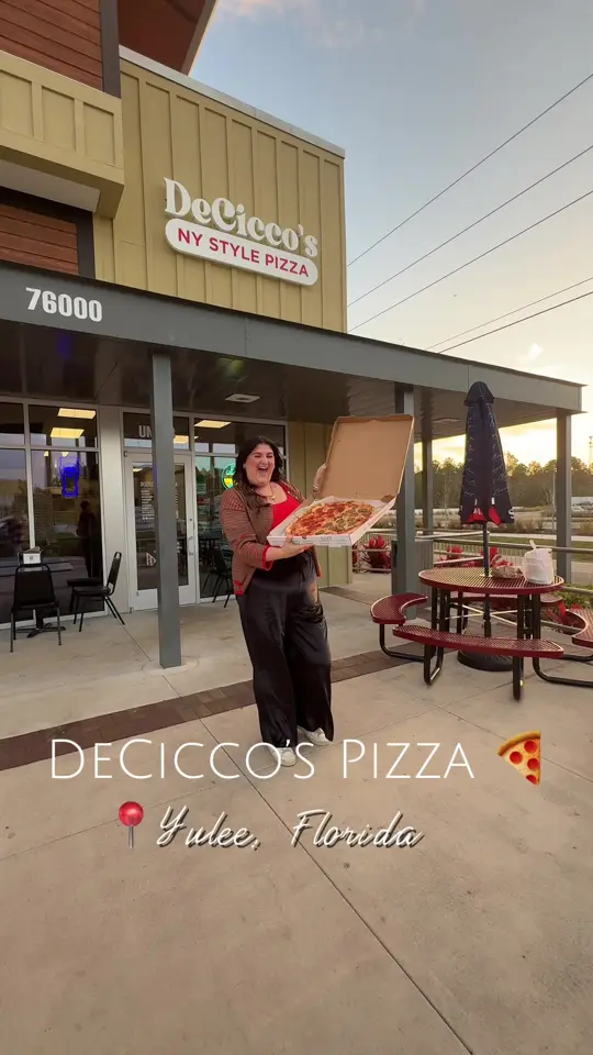 DeCicco's Pizzeria in Yulee showing review, pizza, meatball pizza, pepperoni pizza, penne vodka, caesar salad, video by mangiawithtay on TikTok