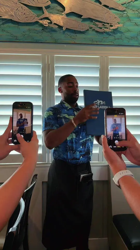 Deep Lagoon in Naples showing menu, new menu, video by deeplagoonftmyers on TikTok
