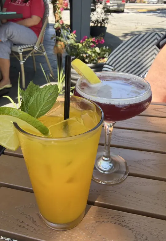 Del Sur Artisan Eats in St Simons Island showing visit, lunch, bowls, video by katelynzdaily on TikTok