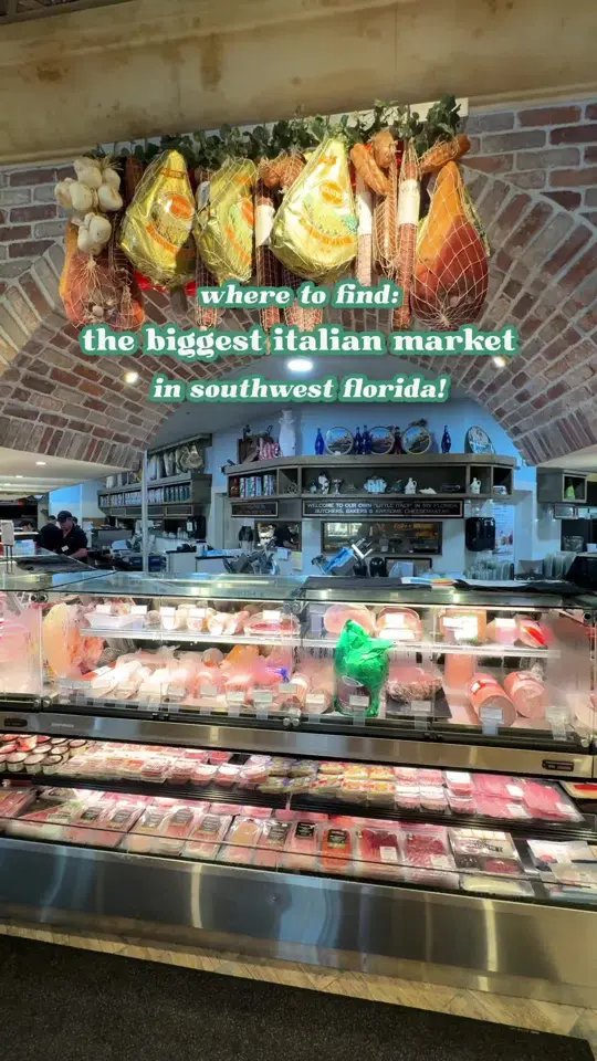 Deromo's Gourmet Market & Restaurant in Bonita Springs showing italian market, bakery, deli, coffee bar, fresh pastas, homemade desserts, restaurant, video by naplesnoms on TikTok