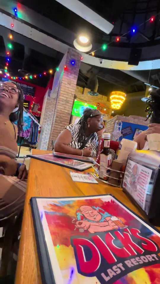 Dick's Last Resort in Panama City Beach showing visit, review, family fun, atmosphere, video by sunshineproject2.0 on TikTok