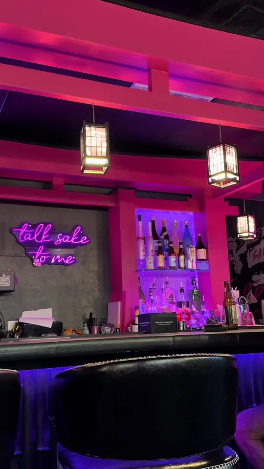 Dirty Noodz in Cocoa Beach showing ramen, sake, video by itsashlyxoxo on TikTok