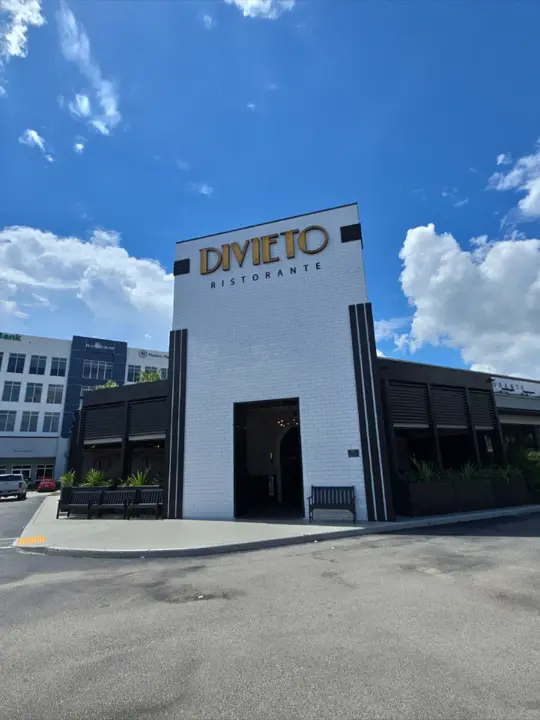 Divieto Ristorante in Doral showing visit, review, linguine with parmigiano wheel, carbonara, caesar salad, video by simplydeebeauty on TikTok