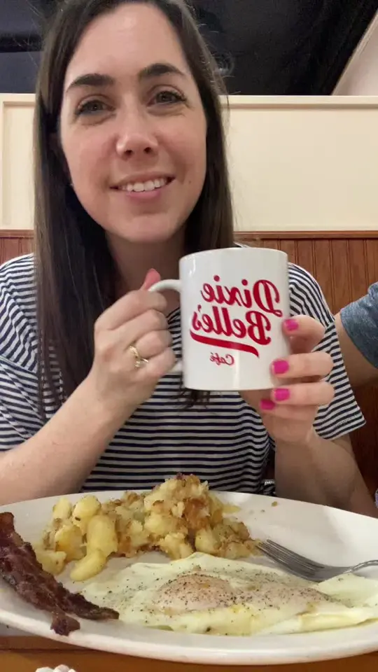  in Florida showing breakfast, food review, video by jennaheats on TikTok